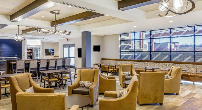 SpringHill Suites Topeka Southwest