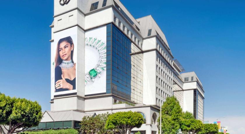 Sofitel Los Angeles at Beverly Hills Hotel