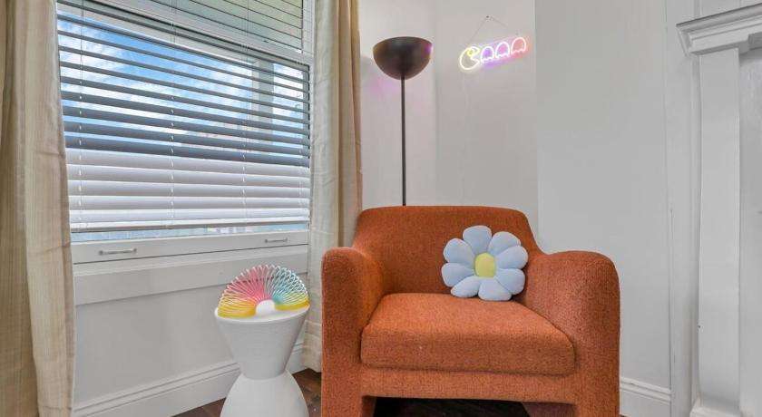 Housepitality - The Columbus Game House - 2 BR