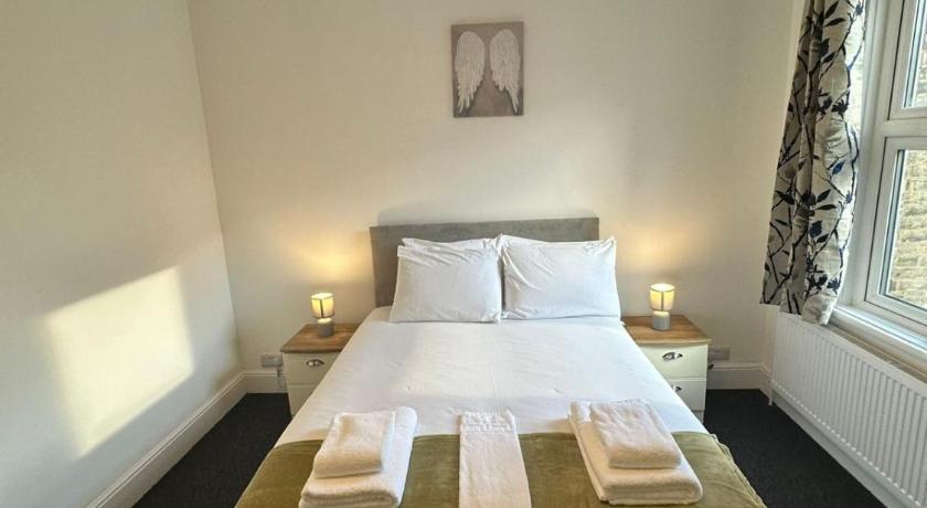 Cambridge Central Rooms - Tas Accommodations
