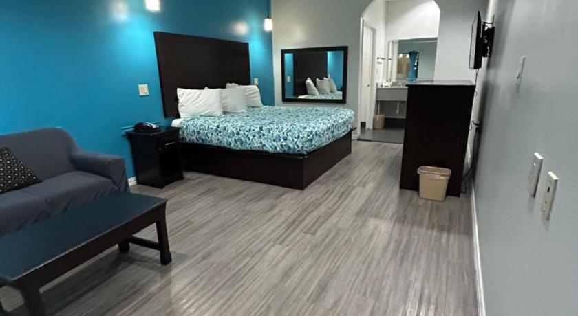 Regency Inn & Suites