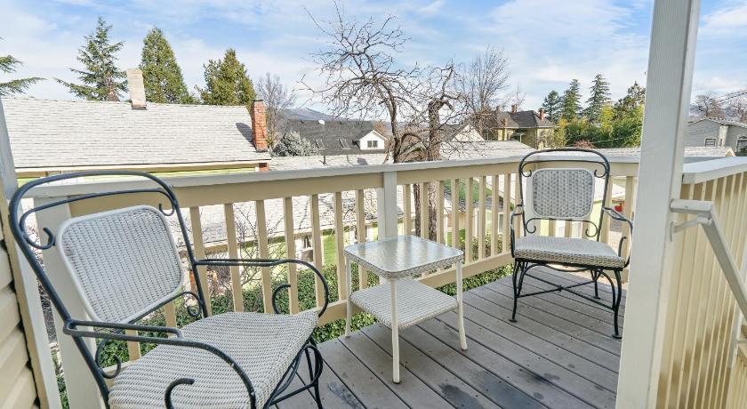 Pioneer Vacation Rentals - Pioneer North Suite downtown Ashland