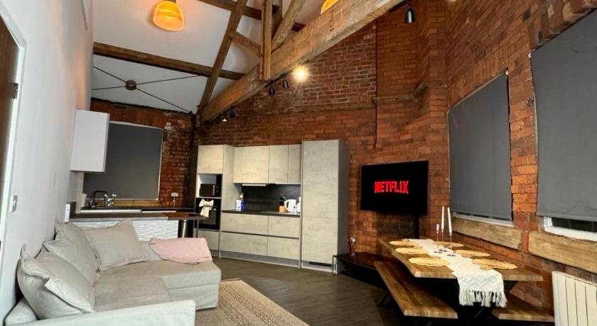 Industrial Escape - Kelham Island, Free Parking & Walkable Bars