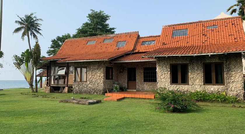 Taverno Villa