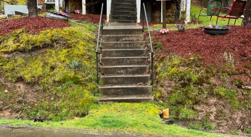 Cochran Farm House