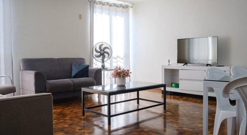 Apartamento Suite mais 2 QTS Espaçoso Ar Cond SQ21