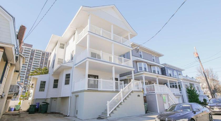 Bartram Dream House I - Bartram Beach Retreat