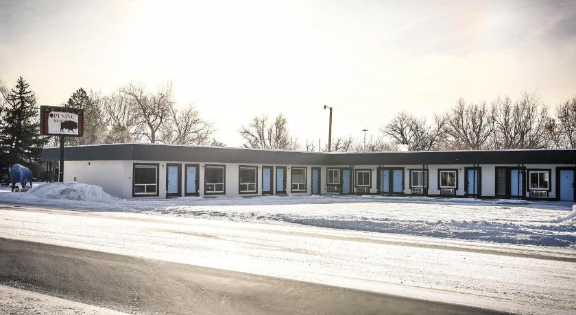 The Blue Buffalo Motel