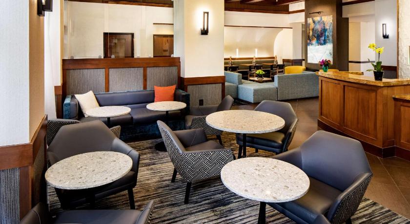 Hyatt Place Roanoke Airport/Valley View Mall