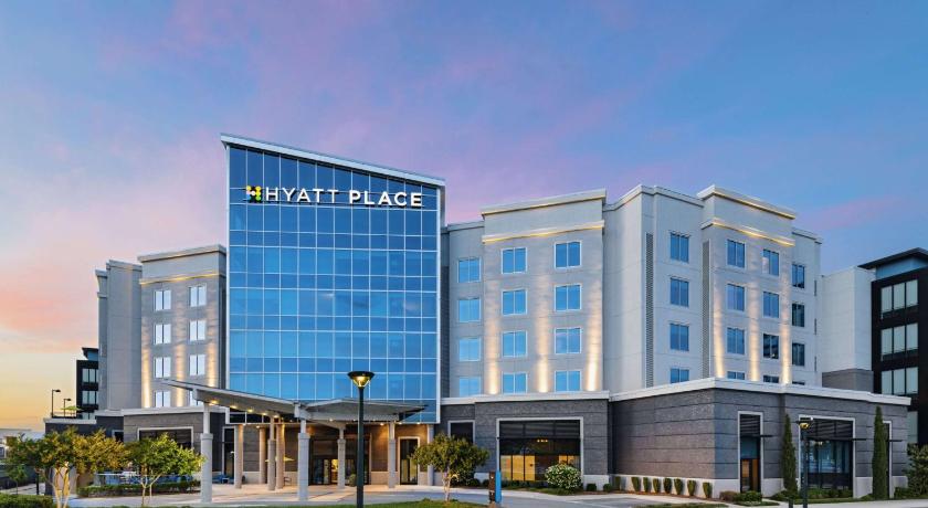 Hyatt Place Greensboro Downtown