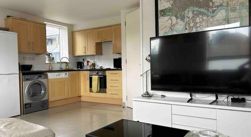 2-Bedroom Portobello Apartment