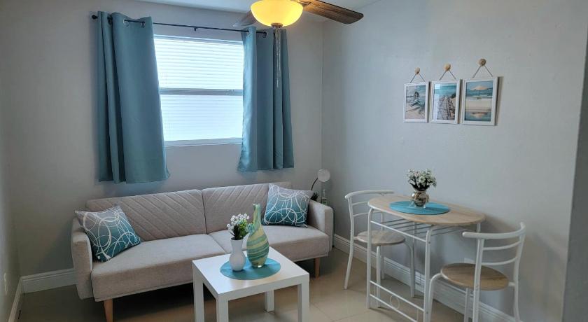 C & Y Guesthouse