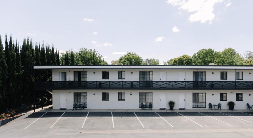 Centralpoint Motel