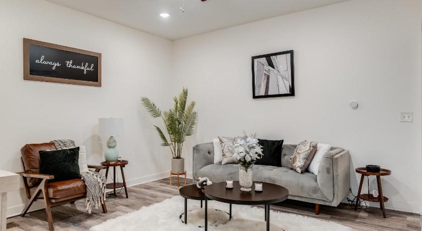 Charming Retreat Near XU