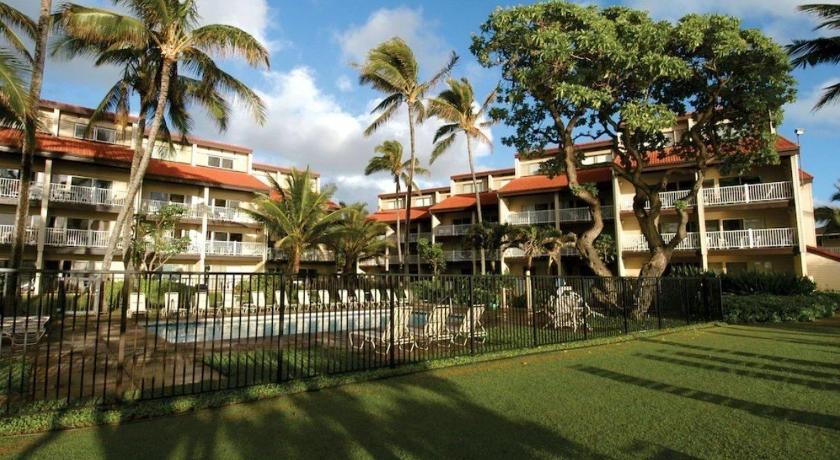 1BR Condo at Oceanfront Resort Kapaa Shore