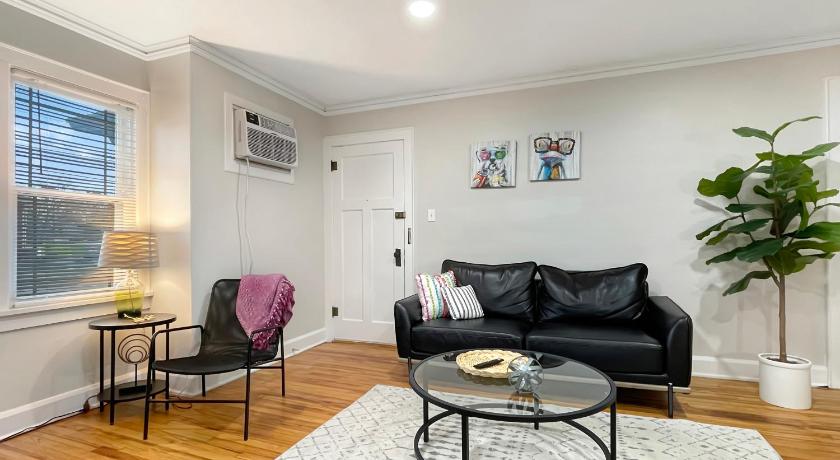Fun & Charming 1br Apt Near Drake
