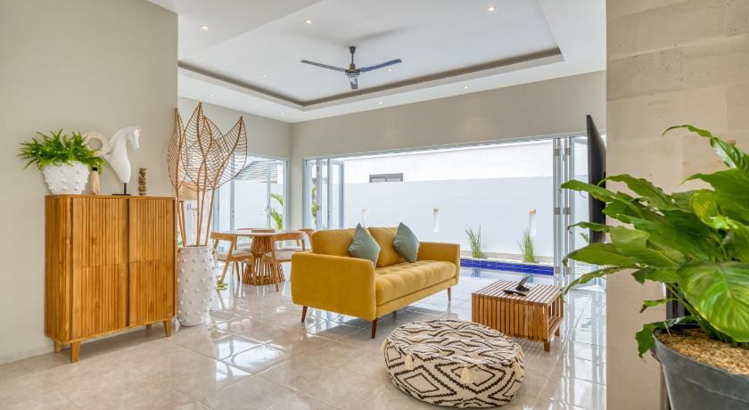 The Eclipse Villas - The Luxurious 2BR Private Pool Canggu Getaway