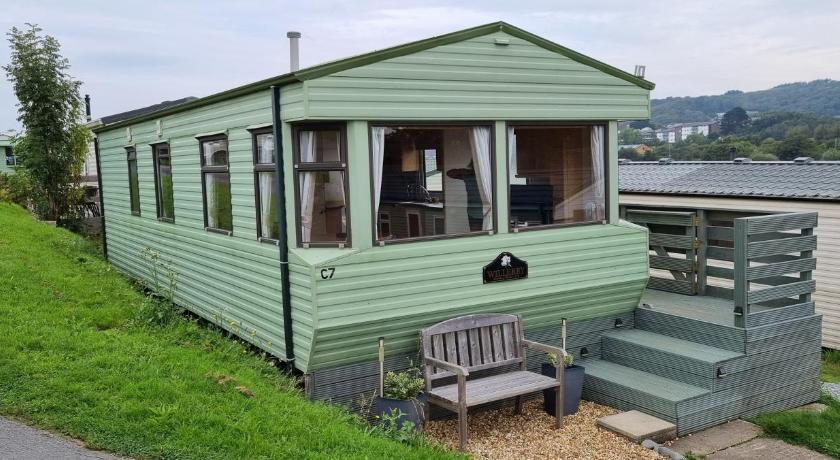Spacious 2 bedroomed mobile home