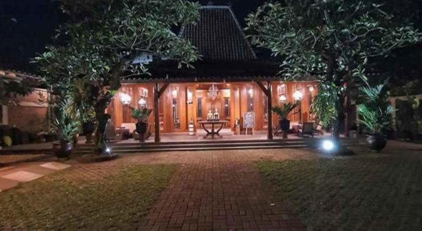 Djembar Inn