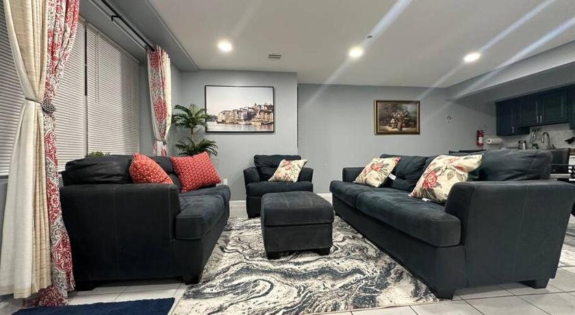 Luxury 2-Bedrooms 2-Bathrooms Near NYC/EWR