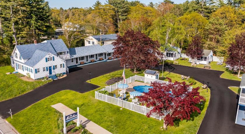 The Beaches Guestrooms and Cottages