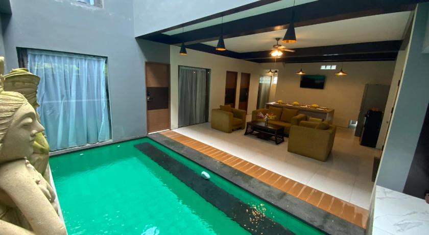 Bali queen elephant boutique villa