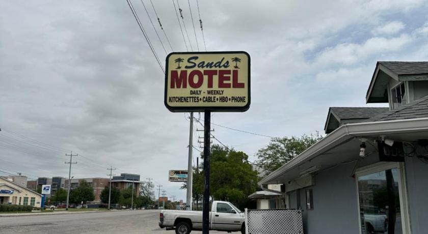 Sands Motel