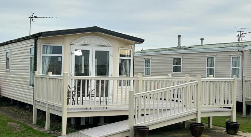 6 berth Ingoldmells The Grange With Ramp