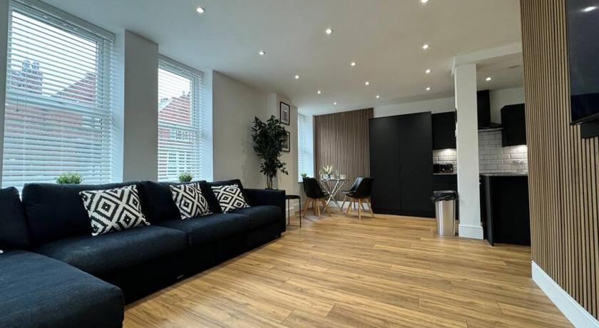 Entire Apartment in Waterloo Crosby