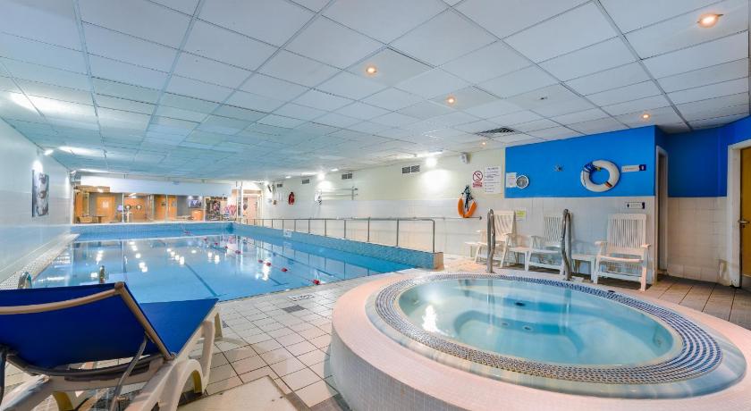 Holiday Inn Edinburgh By IHG