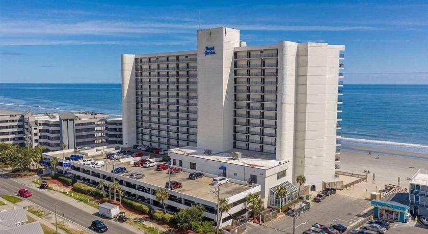 Gorgeous 2 BR/2 BR Newly Renovated BeachFront Condo