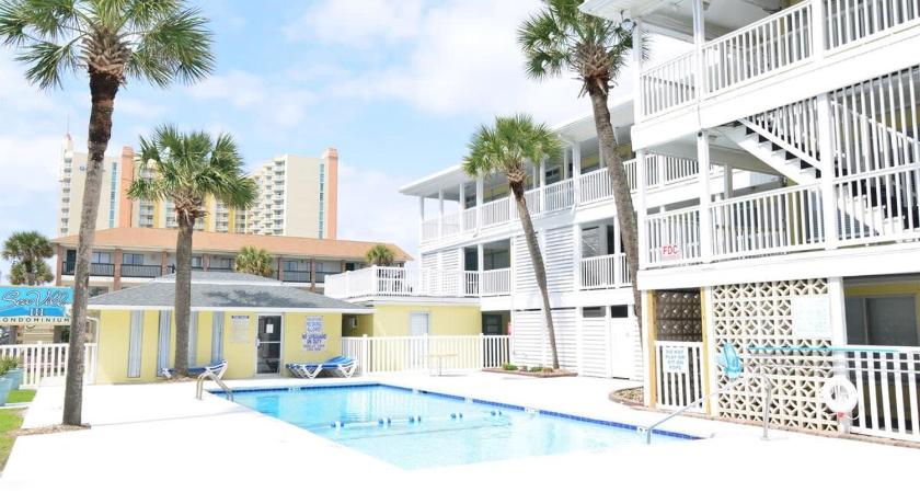 Ocean Blvd Paradise Steps to Beach w Pool and Grill