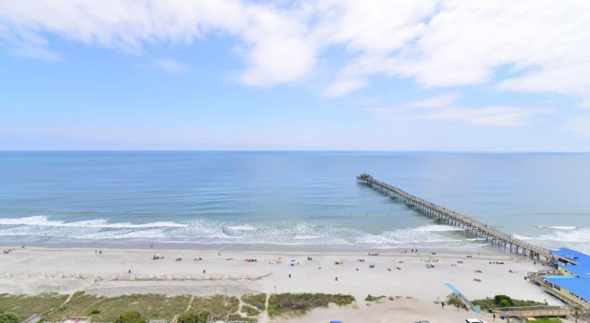 All New Luxury with Stunning Ocean Views Sky Pool Lazy River