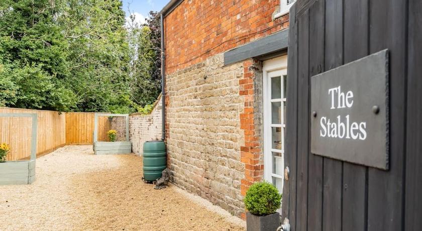 2 bedroom cottage in Old Town