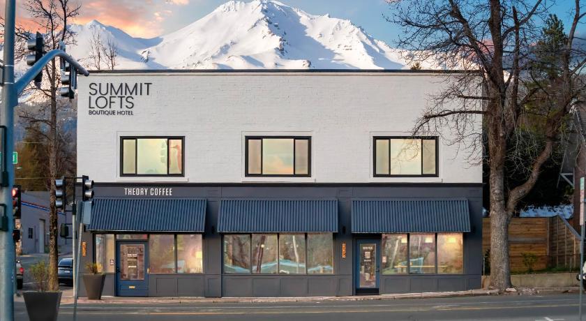 Summit Lofts Boutique Hotel