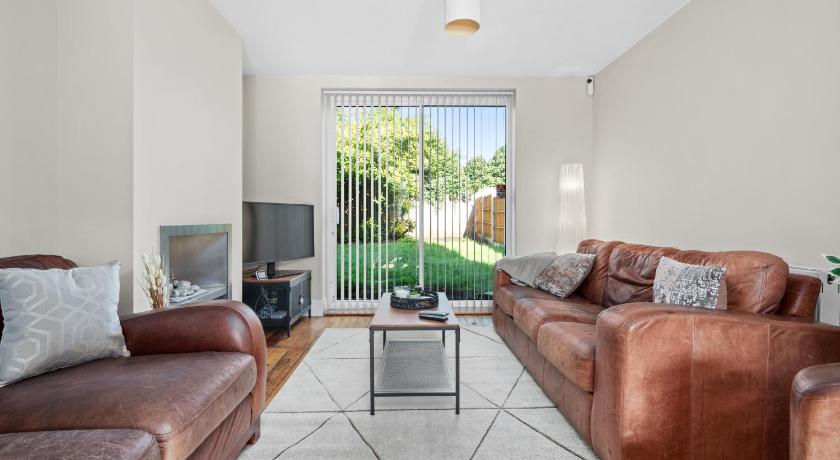 Fantastic, modern 3 bedroom house