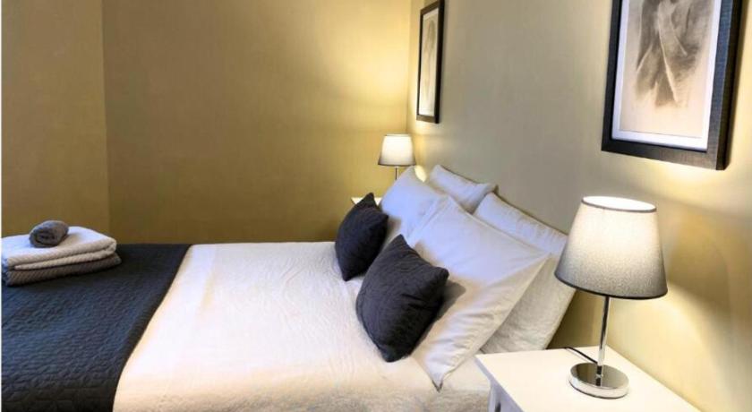 Stunning stay 6 minutes from NEC and Birmingham Airport
