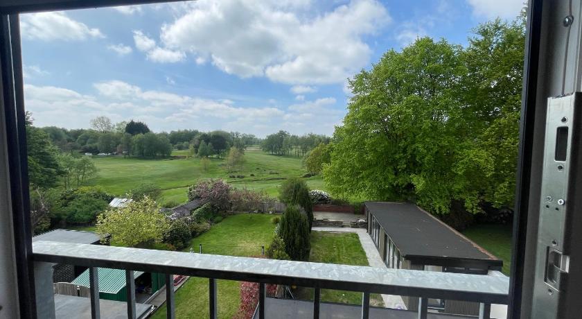 LUXURIOUS HOLIDAY HOME Bolton