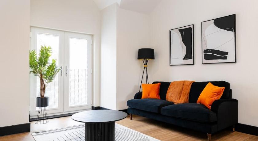 The Berriman Collection Stylish Apartment Sleeps 3