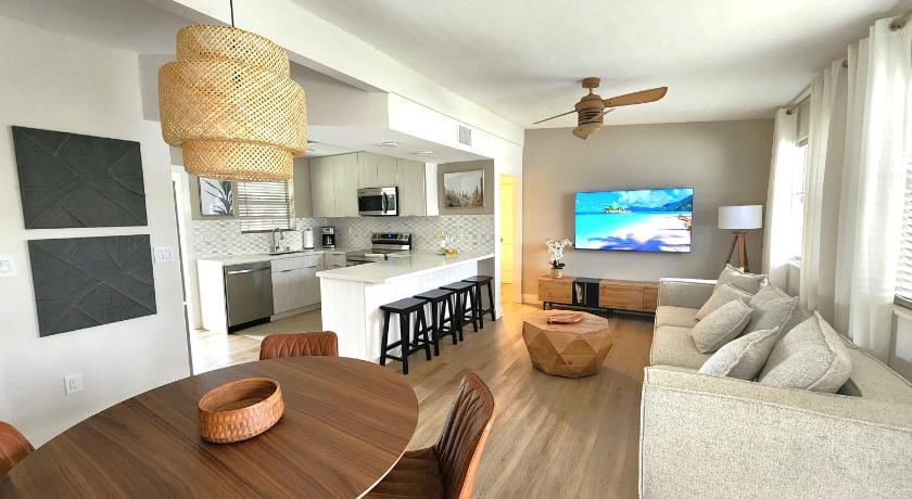 Totally Renovated Near Beach
