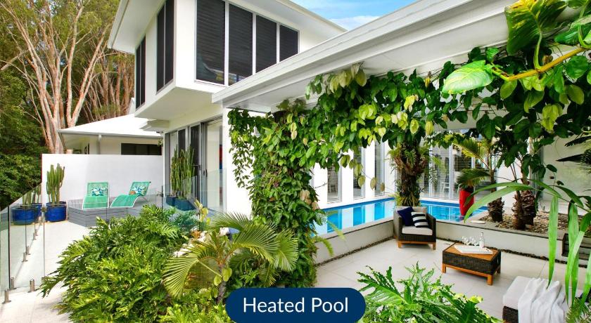 Belle Escapes Tranquil Waters Luxury Home Palm Cove