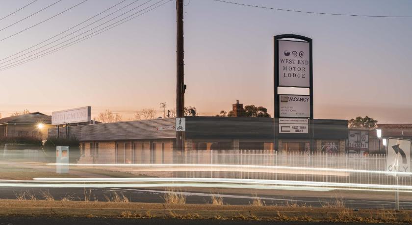 West End Motor Lodge