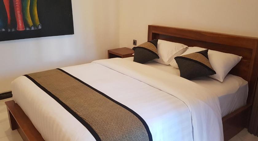 Ari Guest House