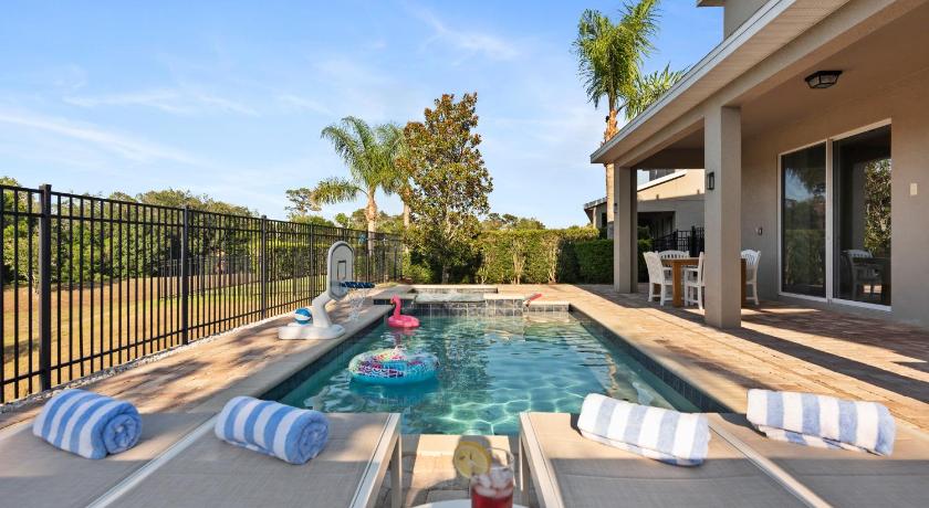 Magical Getaway! Pool, Spa, Game Room, Near Disney