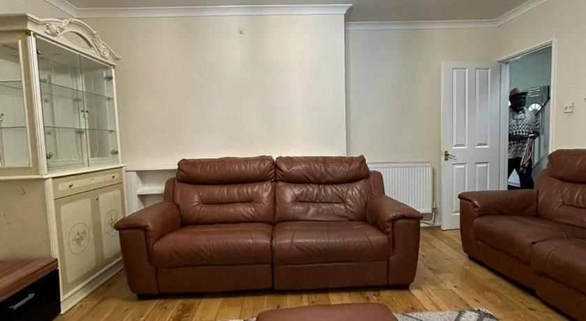 Home Apartments Stay
