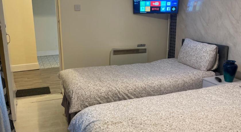 One Bedroom Apartment Filton