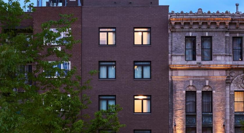 The Melrose Hotel