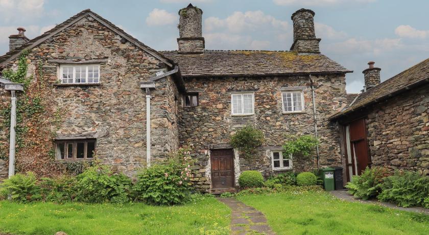 Old Oak Cottage