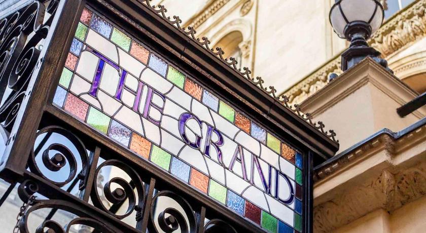 Bristol Grand Hotel By Sunday