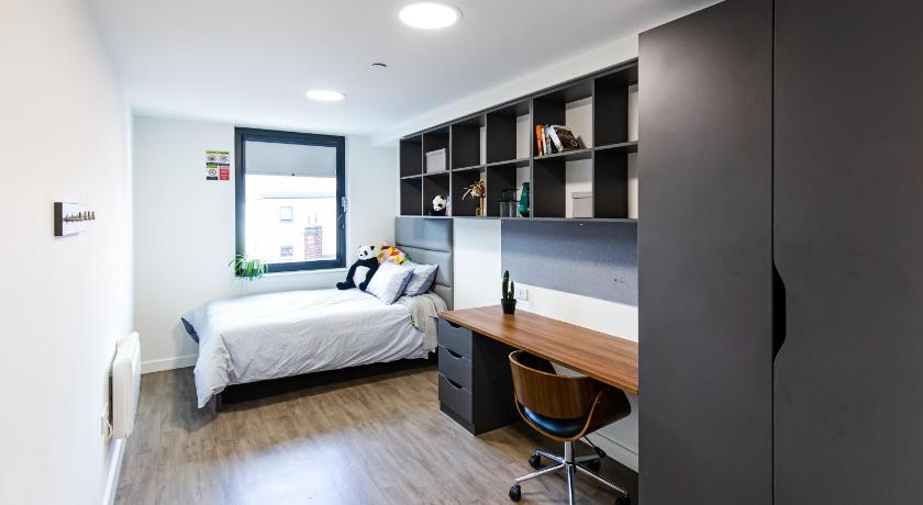 New Era Living - Private Rooms next to Bramall Lane